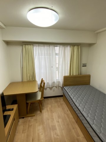 居間