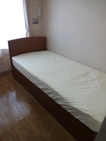 ベッド