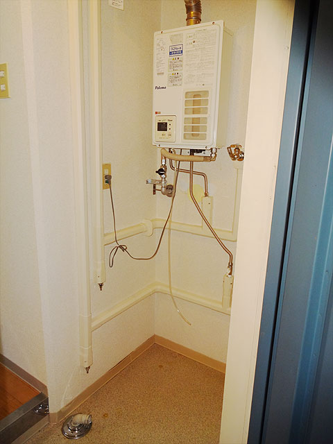 室内洗濯機置場（専用給水、排水設備有）