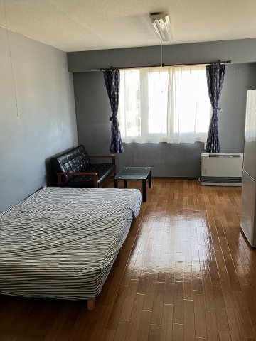 室内　家具家電付き