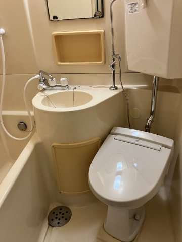 トイレはシャワー便座