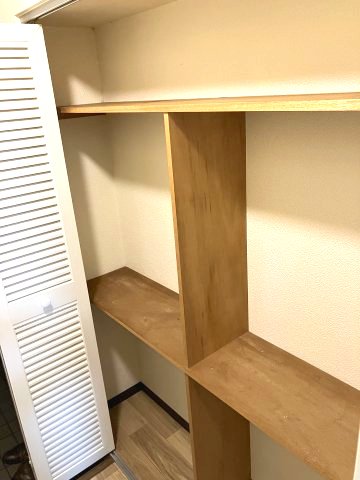 玄関ホール収納