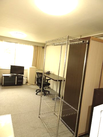 室内　家具家電付き