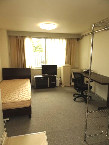 室内　家具家電付き